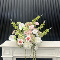 Nouveauté 2027 Centres de table personnalisés Grandes boules de fleurs roses Boule de fleurs rose Topiaire Boule de fleurs géante en soie rose pour mariage