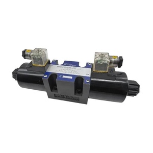 Contrôle de direction du flux hydraulique à commande par bobine série D4 - Product Image 1