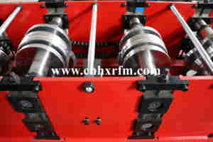 Petite machine portative de gouttière pour le profilage de tuyau d'acier d'eau de gouttière de toit en aluminium et la formation de <span class=keywords><strong>crochet</strong></span> de gouttière - Product Image 3