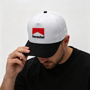 Cappello Snapback Casual Bianco con Logo Personalizzato e Colore a Contrasto per Uso Quotidiano, con Ricamo di Lettere, Cappellino da Baseball Bicolore per Uomo - Product Image 1