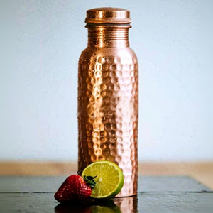 Bouteille d'eau de sport et de gym Star World 100% cuivre pur, écologique, avec poignée intégrée, design indien, unisexe, fabriquée en Inde - Product Image 1
