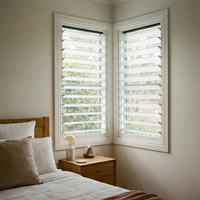 Système de persiennes extérieures fixes en aluminium OUNA, espacement et angle personnalisés pour bloquer la lumière du soleil directe et réduire l'éblouissement