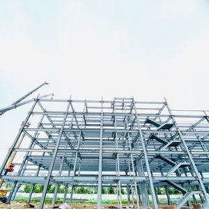 Bâtiments de bureaux modernes à structure métallique multi-étages, très demandés, polyvalents et faciles à construire. - Product Image 5