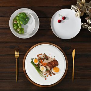 OEM Supply Modern Fine Porcelain Royal Country Ceramic <b>Dinnerware</b> Sets <b>Dinnerware</b> Elegant Wedding Dinner Plates Set Round - Product Image 2