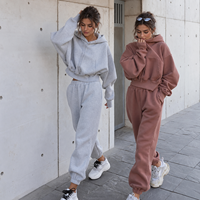 Ensemble jogging en molleton pour femme avec logo personnalisé, pantalon court à la cheville, streetwear décontracté