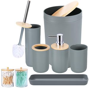 Ensemble d'accessoires de salle de bain en bambou gris, 7 pièces en plastique : plateau de bain, porte-savon, gobelet, support de brosse WC, organisateur de comptoir – Idéal pour hôtel et maison - Product Image 1