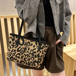 Sac fourre-tout pour femme à imprimé léopard, broderie crocodile, logo personnalisé, sac à main en cuir PU, grande capacité, sac fourre-tout tendance - Product Image 5