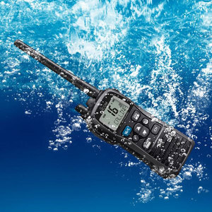 วิทยุสื่อสารทางทะเลแบบมือถือ Icom IC-M73 IC-M73 PLUS IC-M73E 6W VHF  กันน้ำระดับ IPX8 สำหรับเรือยอชท์ - Product Image 4