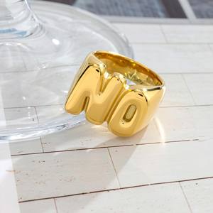 Bague en acier inoxydable plaqué or 18 carats avec lettre 'NO' - Police 3D, large bande, style tendance et original, bijou unisexe pour usage quotidien Yuanheng - Product Image 3