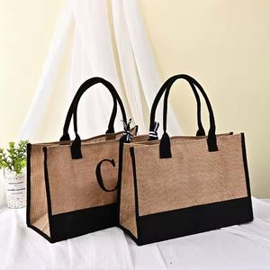 Sac fourre-tout en toile personnalisé imperméable, monogramme, cadeau pour femme, pour la plage, les courses en plein air, les voyages - Product Image 4