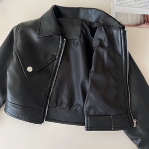 Conjunto de dos piezas de moda coreana informal de otoño para <span class=keywords><strong>niñas</strong></span> Chaqueta de cuero PU elegante y Falda plisada Traje de portador perfecto - Product Image 4