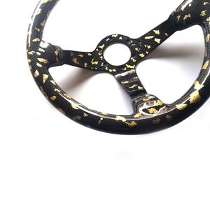 Volante de Fibra de Carbono con Detalles en Lámina Dorada SHENYU - Diseño de Tres Radios, 5 mm de Grosor, Multifunción, Dimensiones Personalizadas - Product Image 4