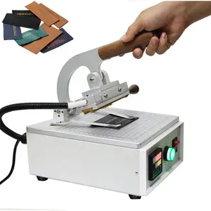 Deri kağıt özelleştirilmiş yazdırılabilir alan kabartma makinesi için Mini sıcak damga makinesi basın yazıcı