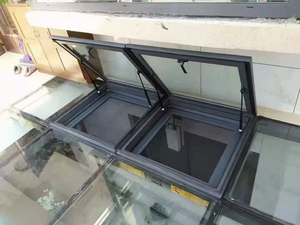 Tragaluz de Techo Plano de Aluminio con Apertura Automática, Rotura Térmica, Doble Acristalamiento y Resistente al Viento para Casa o Villa - Product Image 1