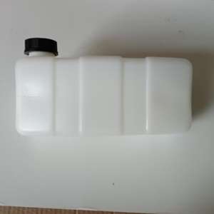 Um Hoge Kwaliteit Kleine 2-takt Motor Grastrimmer 139 Bosmaaier Onderdelen Brandstoftank - Product Image 3