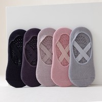 Chaussettes de yoga antidérapantes pour sports professionnels et fitness Chaussettes de pilates avec sangles