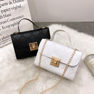 Borsa Quadrata Piccola Semplice e alla Moda 2025, Borse da Donna Economiche in Pelle PU, Borsa a Tracolla con Catena - Product Image 3