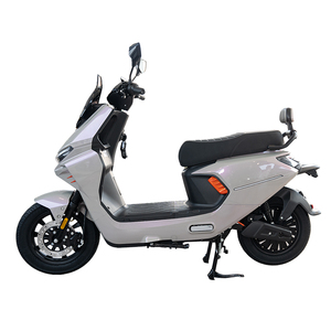 สกู๊ตเตอร์แบตเตอรี่ถอดได้ CKD SKD ขนาด 12 นิ้ว 1100/1300 วัตต์ ความเร็ว 60 กม./ชม. สำหรับผู้ใหญ่ ผลิตในจีน - Product Image 1
