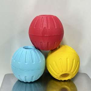 Giocattoli da Masticare per Animali in Schiuma EVA da 7cm, Palla Ecologica per Cani con Foro Centrale, per Uso Interno/Esterno, per Tutte le Festività - Product Image 3