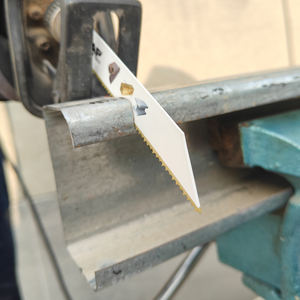 Lame de scie <span class=keywords><strong>sabre</strong></span> bi-métallique Premium 10TPI 6 pouces, coupe super rapide, soudée au <span class=keywords><strong>laser</strong></span>, pressée à chaud, pour tuyaux en acier allié blanc et clous en bois - Product Image 3