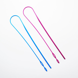 Plastic Drawing <b>Threader</b> 23 Inch Portable <b>Needle</b> <b>Threader</b> For Sewing Elastic Band Use - Product Image 4