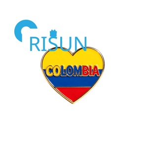 Imán de nevera, pin de solapa y insignia personalizados al por mayor con mapa de la bandera de América del Norte, sombrero, cultura y recuerdo de Colombia - Product Image 3