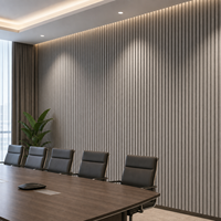 Panneau mural acoustique WYRAX en lattes de bois gris avec feutre gris 3000x600x21mm pour salle de conférence et rénovation murale commerciale