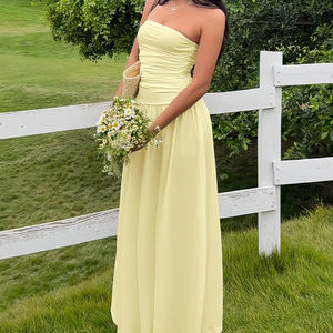 Robe plissée décontractée pour femme, style bustier, décolleté plongeant, à volants, coupe enveloppante aux hanches, pour l'été et les vacances, personnalisable - Product Image 4