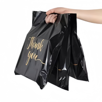 Sac en plastique PE durable avec poignée découpée, recyclable, écologique, imperméable, pour vêtements, shopping, emballage, taille et couleur personnalisables