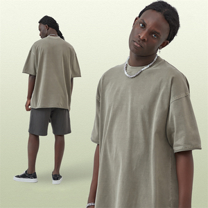 Camiseta de algodón desgastado de peso pesado Lavado ácido personalizado Vintage Gráfico Streetwear Unisex - Product Image 3