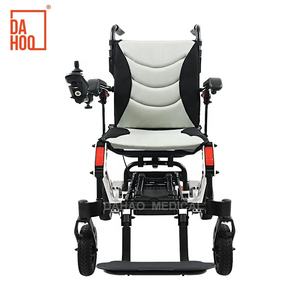 <span class=keywords><strong>Fauteuil</strong></span> <span class=keywords><strong>roulant</strong></span> électrique portatif de <span class=keywords><strong>fauteuil</strong></span> <span class=keywords><strong>roulant</strong></span> d'entraînement électrique de cadre rigide de pliage léger chinois pour des handicapés âgés - Product Image 3