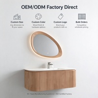 Meuble de salle de bain mural moderne en bois avec vasque en céramique, miroir intelligent, égouttoir en cuivre, résistant à l'eau, et éclairage LED