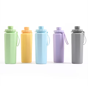 Bouteille d'eau pliable en silicone durable de 600 ml, gobelet réutilisable, portable, personnalisable, anti-fuite, pour le sport, la randonnée, les voyages en plein air - Product Image 3