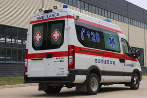 Voiture d'ambulance NAVECO Ousheng 2024 avec surveillance <span class=keywords><strong>de</strong></span> la pression négative Euro 5 carburant Diesel état neuf à vendre - Product Image 3
