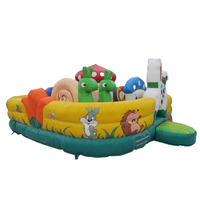 Terrain de jeux intérieur gonflable à prix bon marché de bonne qualité en vente pour les enfants