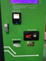 Distributeur automatique intelligent de snacks pour articles de vente au détail, capacité 800-900, petit format, conforme ADA, écran tactile, certifié CE
