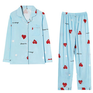 Ensemble de vêtements d'intérieur décontractés pour femmes, style coréen, en soie de lait respirante, à manches longues et col à revers, motif cœur, fin et doux, pour le printemps et l'automne - Product Image 5