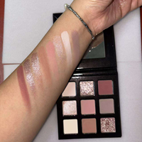 Mini Palette de fard à paupières de voyage Palette de fard à paupières neutre mat Nudes and Browns Blendable Fard à paupières scintillant de longue durée