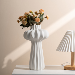 Vases en céramique floraux décoratifs pour décoration de maison vente en gros de céramique nordique <span class=keywords><strong>moderne</strong></span> <span class=keywords><strong>rustique</strong></span> <span class=keywords><strong>moderne</strong></span> écologique fait à la main Art déco - Product Image 2