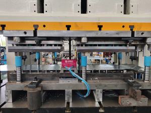 Гидравлические пресс-формы для выдувного формования, экструзионное производство, пластиковые бытовые контейнеры из алюминиевой фольги - Product Image 6