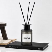Bouteille en verre vide ronde gaufrée de 150 ml pour diffuseur à bâtonnets, idéale pour la décoration intérieure et la diffusion de parfums, avec impression de logo personnalisée – Approvisionnement direct usine