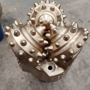 Fabricante de China 8 1/2 "215,9mm IADC 537 637 broca de perforación tricónica broca de perforación de roca dura para máquina de plataforma de perforación - Product Image 1