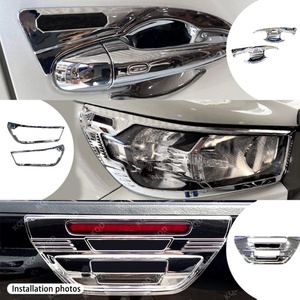 Kits de Accesorios de Alta Calidad en ABS, Juego Completo Negro/Cromado, Kits de Carrocería Completos para Toyota Hilux Revo 2016-2022 - Product Image 1