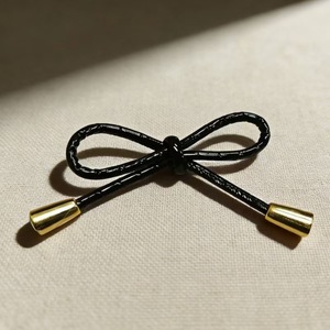 Minimalist Metal <b>Bow</b> <b>Shoe</b> Buckle <b>with</b> Gold Tips and Stripe Pattern for Bags <b>Shoes</b> Clothing Jewelry Decorations-Spring 2026 - Product Image 1