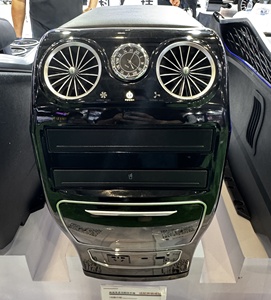 Boîte de rangement portable avec réfrigérateur à compresseur intégré pour console centrale <span class=keywords><strong>Mercedes</strong></span> Benz Vito Vclass W447 V250 V300 Mpv - Product Image 2