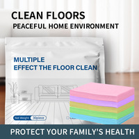 Produits de cuisine : Lingettes nettoyantes dissolvables pour sols, tablettes nettoyantes multi-surfaces pour seau de serpillière, sols stratifiés et parquet.