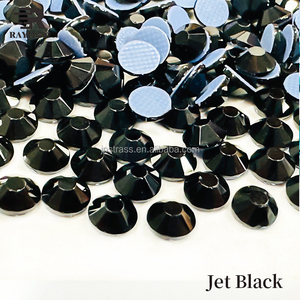 RAYO SS20 multicolore estremamente lucido Hot Fix strass per Cheerleading Costume da ballo scarpe da ballo decorazione moda donna - Product Image 2