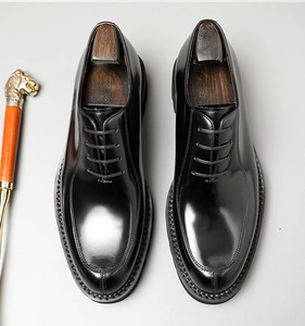Zapatos Formales de Negocios para Hombre, Elegantes y Modernos, con Punta en Pico, Estilo Coreano, de Cuero, Versátiles - Product Image 1