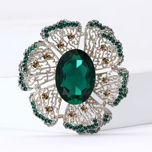 Broche de Flor com Pedra de Vidro Oval Facetada e Pétalas em Filigrana para Jaquetas e Cardigãs Femininos, 60x58mm, 3 Cores - Product Image 4
