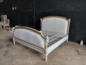 Luxury Upholstered Wooden <b>Bed</b> <b>Frame</b> Modern Bedroom Furniture Design - Product Image 6